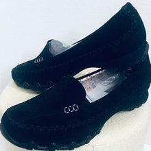 Load image into Gallery viewer, (SOLD) Skechers Relaxed Fit Bikers Shoes
