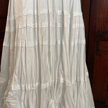 Load image into Gallery viewer, Lauren Ralph Lauren Poplin Voile Cotton Skirt

