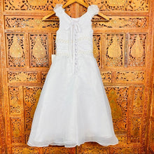 Load image into Gallery viewer, Girl’s Formal Gown Wedding Party Dress NWT
