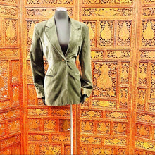Load image into Gallery viewer, Vintage J.R.T. By Newport Women’s Blazer
