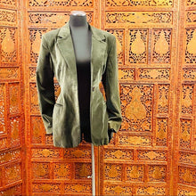 Load image into Gallery viewer, Vintage J.R.T. By Newport Women’s Blazer
