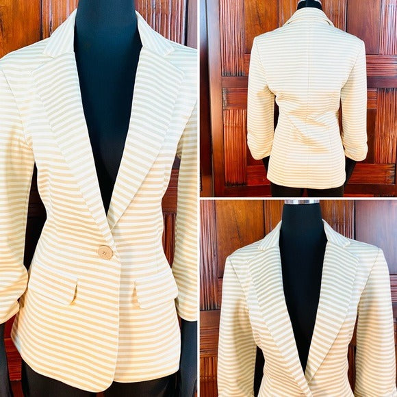 SOHO Apparel Blazer