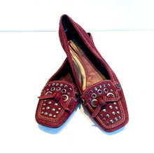 Load image into Gallery viewer, Antonio Melani Women’s Suede Loafers
