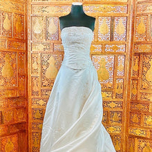 Load image into Gallery viewer, (001) Demetrios Strapless Bridal Gown w/Detachable Train
