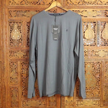 Load image into Gallery viewer, GreenFans  Men&#39;s Long Sleeve Shirt NWT
