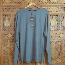 Load image into Gallery viewer, GreenFans  Men&#39;s Long Sleeve Shirt NWT
