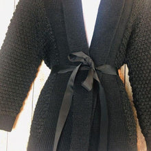 Load image into Gallery viewer, Women’s Talbots Sweater
