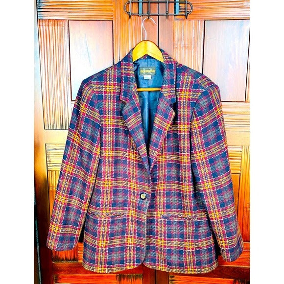 Vintage Requirements Plaid Blazer