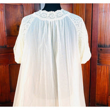 Load image into Gallery viewer, Vintage 1950’s Vanity Fair Peignoir Duster
