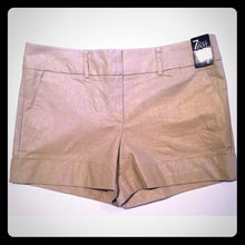 Load image into Gallery viewer, New York &amp; Company Women’s Short’s
