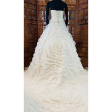 Load image into Gallery viewer, (00) Strapless Layered Wedding Gown with Train
