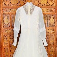 Load image into Gallery viewer, (03) Vintage Edwardian Wedding Gown Bridal Gown
